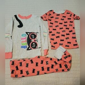 Kirkland Signature Kids Size 5 Cat Pajama Set - Gray and Coral 100% Cotton